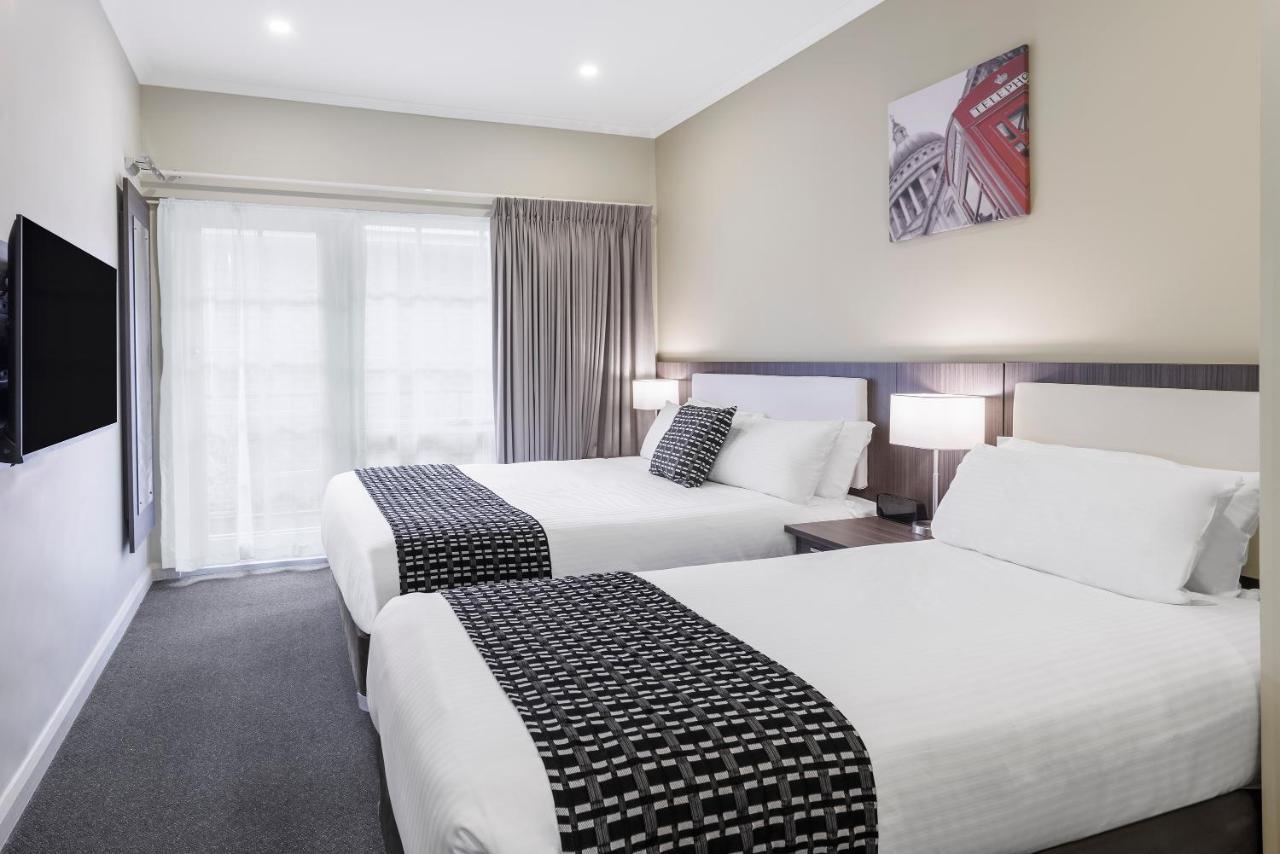 Quality Hotel Melbourne Airport Exterior photo